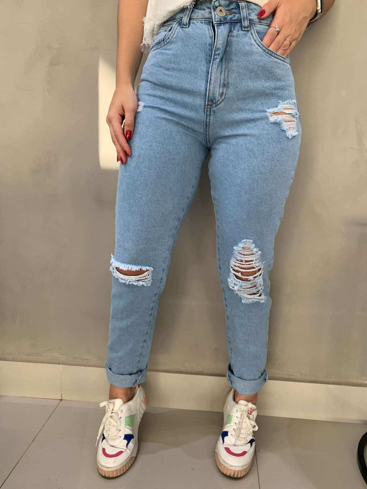 Calça jeans clara mom destroyed nexo – Lavinny Store